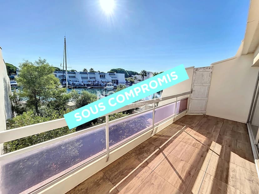 thumbnail of estate's photo