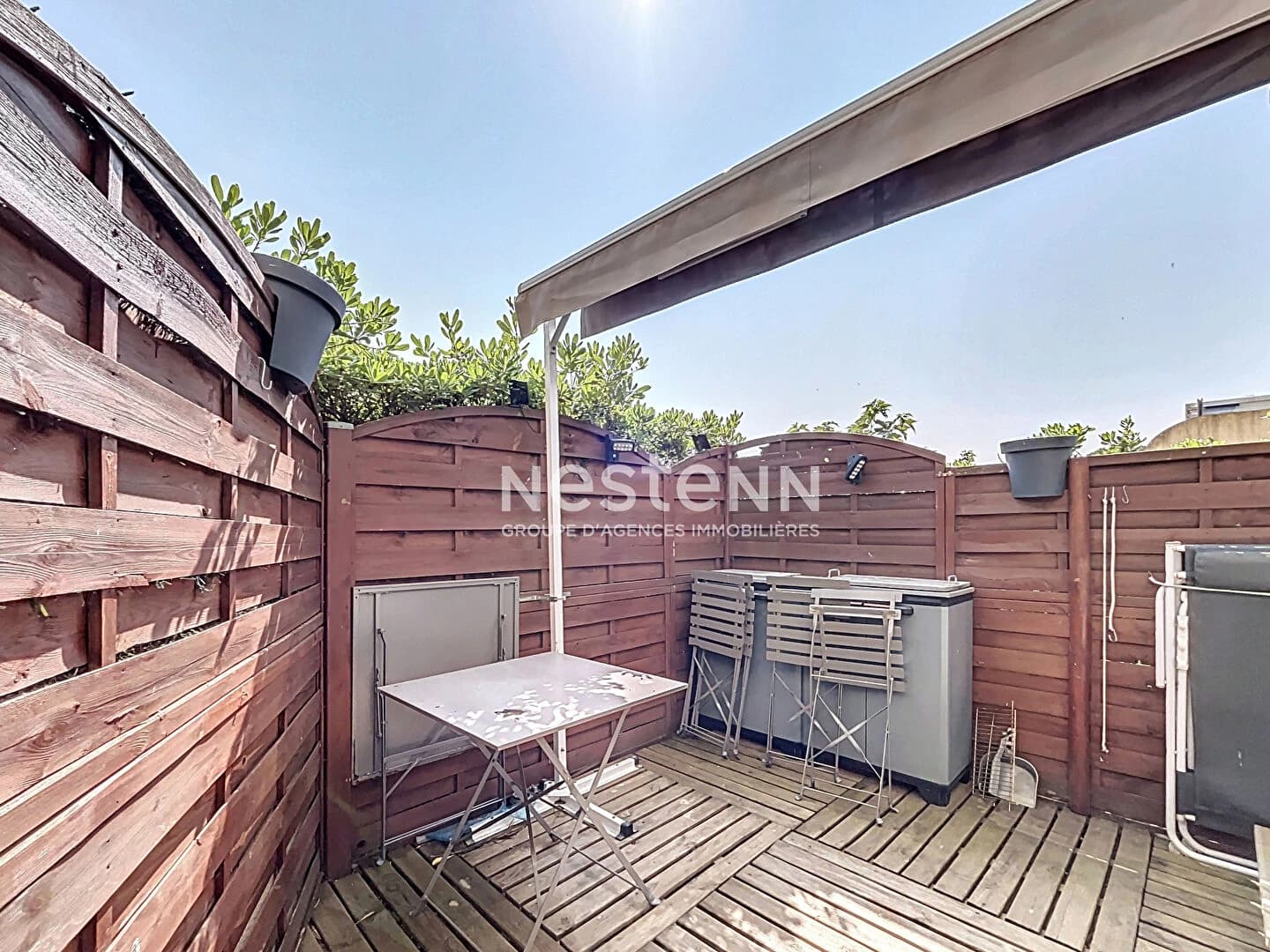 724903 photo