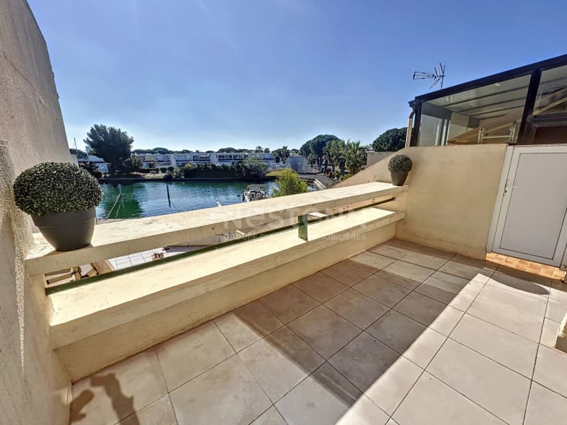 thumbnail of estate's photo