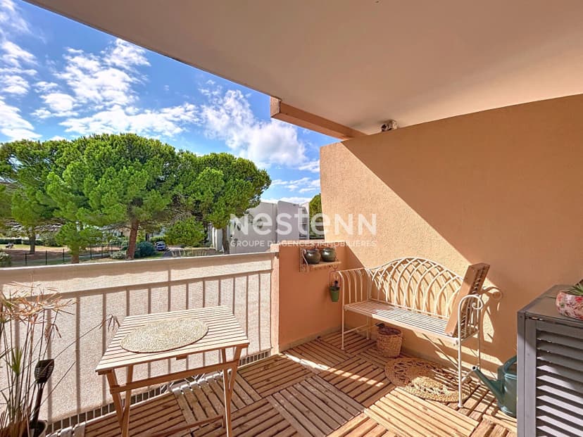 thumbnail of estate's photo