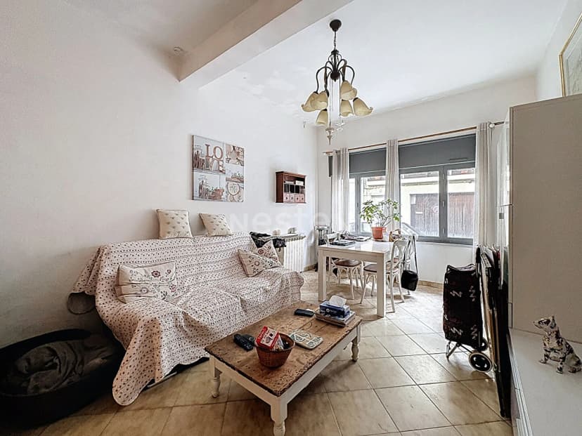 thumbnail of estate's photo