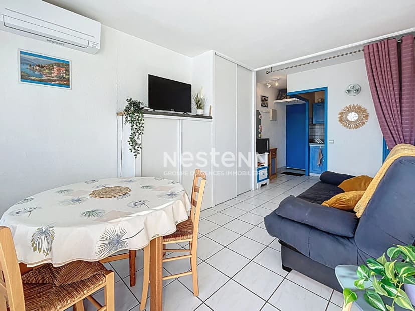 thumbnail of estate's photo