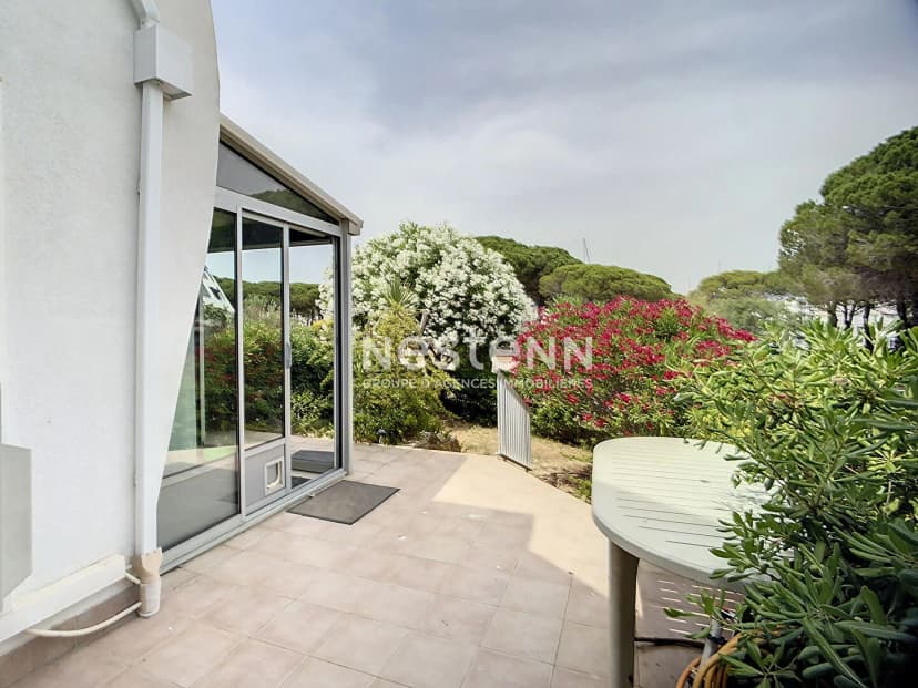 thumbnail of estate's photo