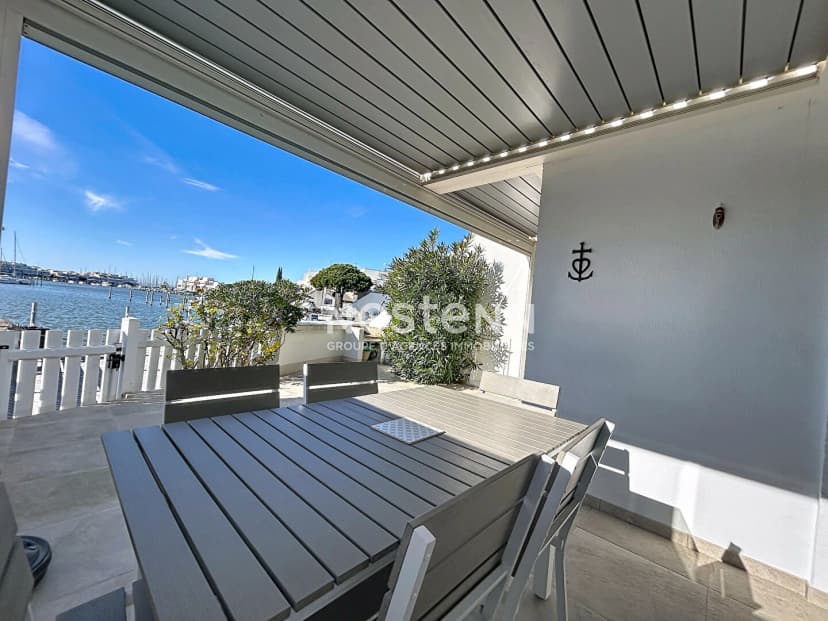 thumbnail of estate's photo