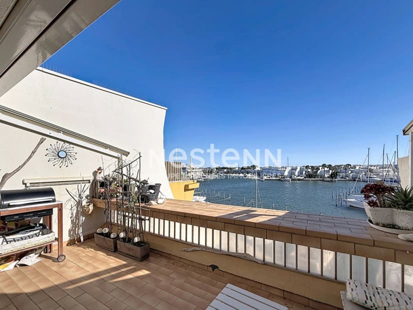 thumbnail of estate's photo