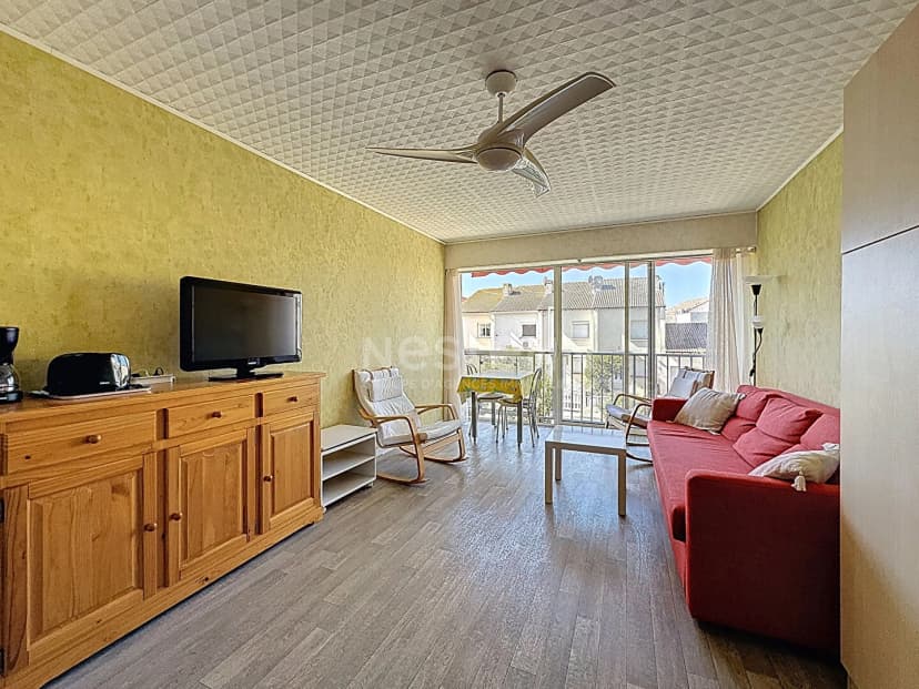 thumbnail of estate's photo