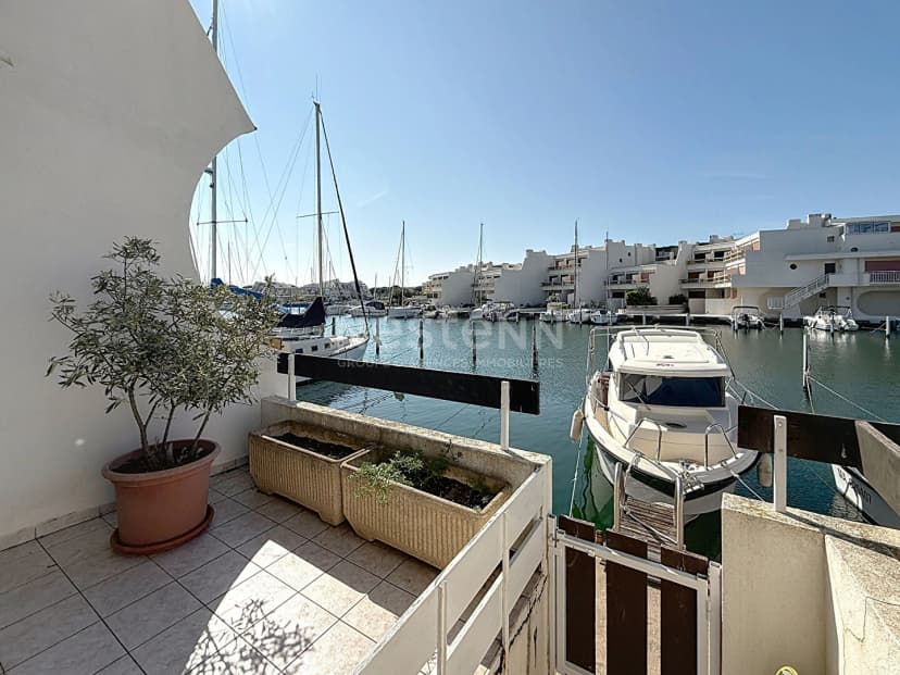 thumbnail of estate's photo