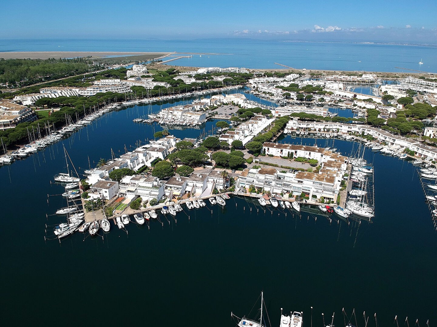 MARINAS AGENCE