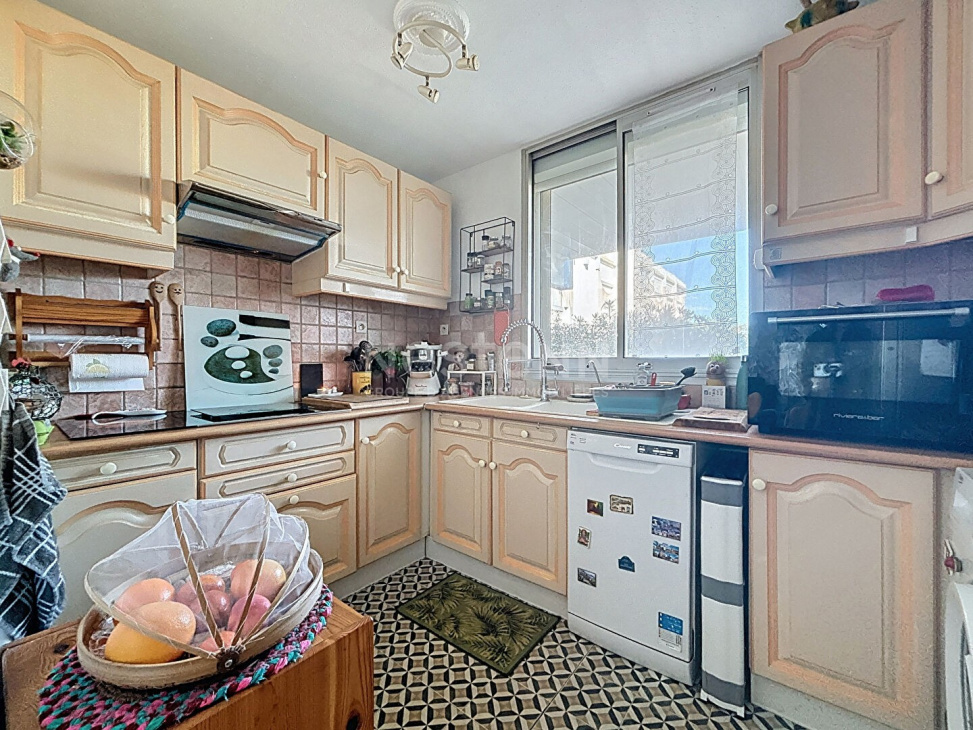 MARINAS AGENCE, VENTE Studios et T1, réf : 2013 / 724339