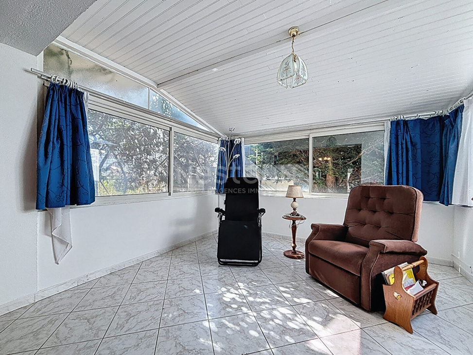 MARINAS AGENCE, VENTE Studios et T1, réf : 2013 / 724423