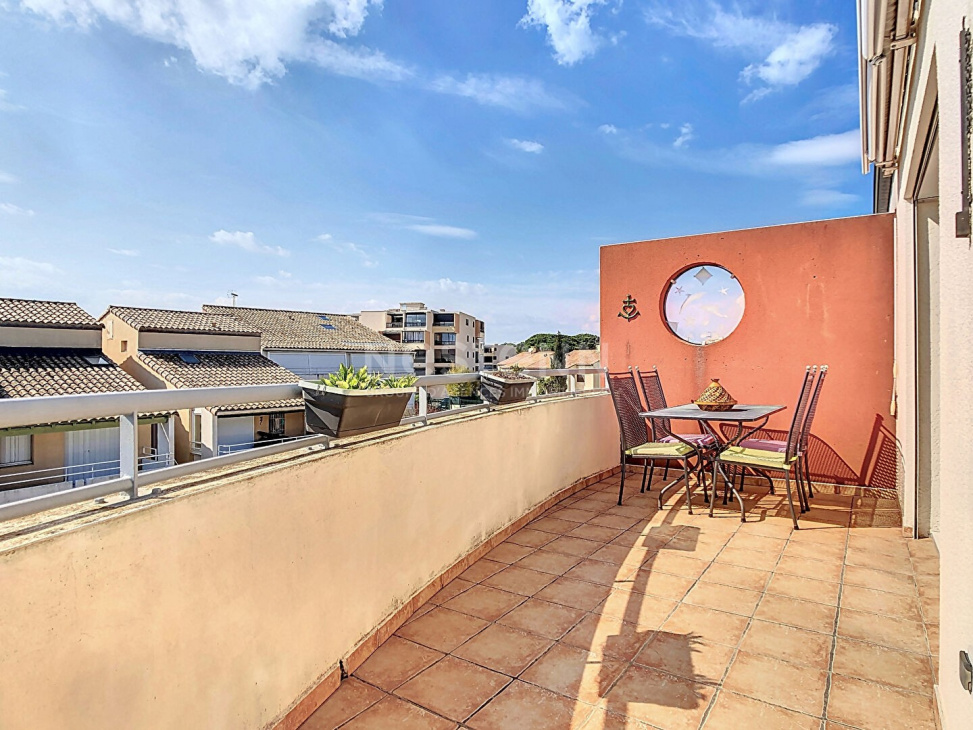 MARINAS AGENCE, VENTE Studios et T1, réf : 2013 / 724436