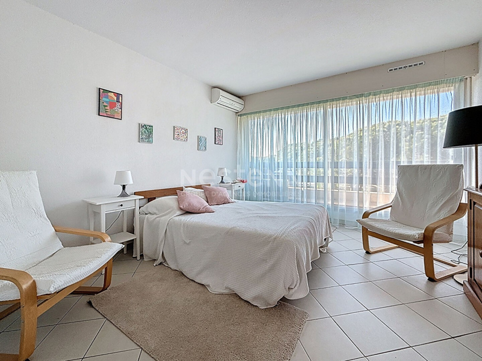 MARINAS AGENCE, VENTE Studios et T1, réf : 2013 / 724464