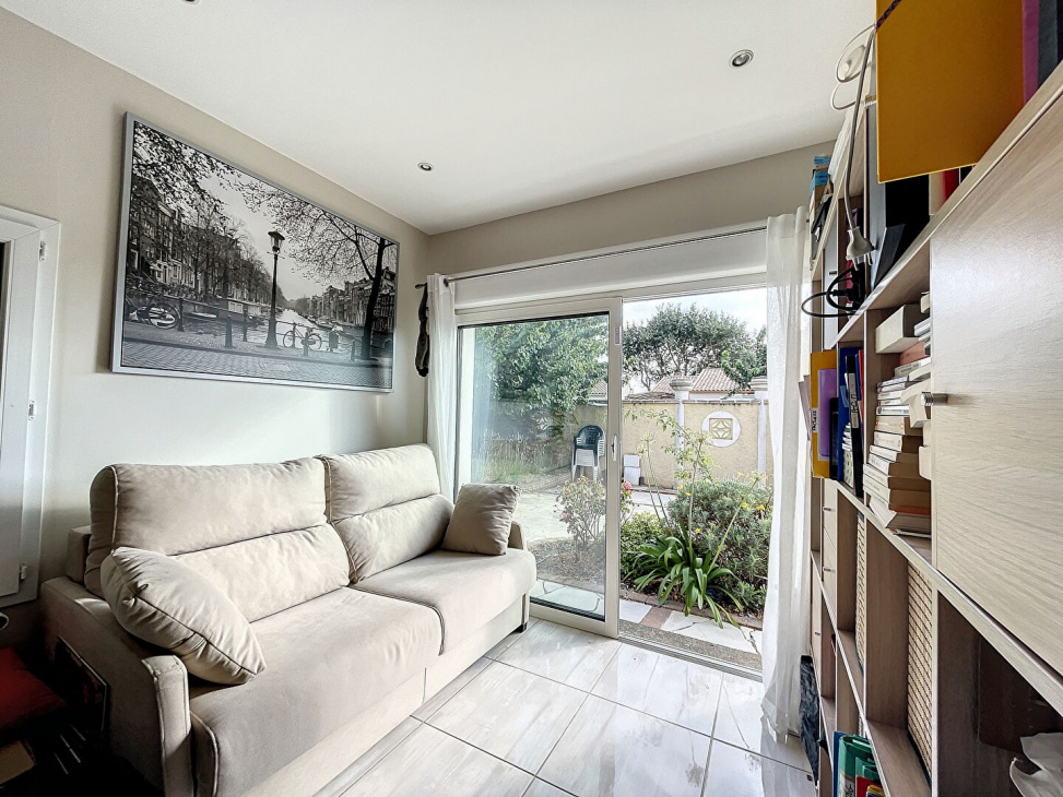 MARINAS AGENCE, VENTE Villas, réf : 2013 / 720827